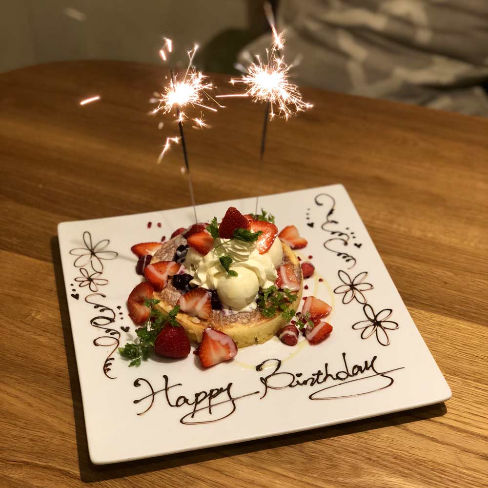 可愛くてインスタ映えするバースデープレート知ってる？絶対喜ばれるプレート特集MERY