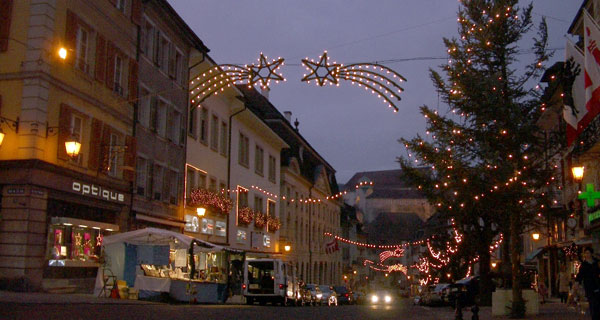 スイス・クリスマスマーケット2022 in マクハリ - 株式会社 スター商事