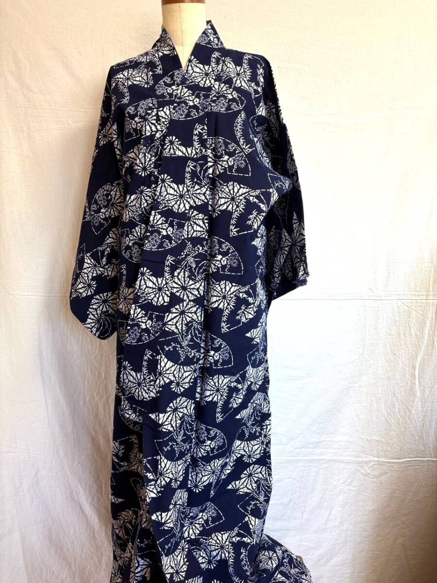 楽天市場 女性用 着物 花柄 和風デザイン 赤い帯 おしゃれ 大人可愛い 夏祭り 花火大会 デート 撮影衣装 普段着 初心者向け 旅行 浴衣美人 上品夏コーデ 和装 和服 夏イベント 花柄浴衣 浴衣セット 着物風浴衣 撮影用浴衣 浴衣コーディネート 女性浴衣 おしゃれ浴衣