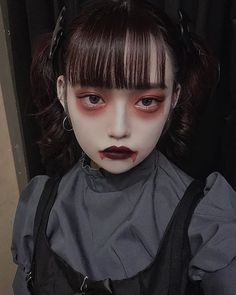 ✨ハロウィンメイク✨ ハロウィンは仮装とハロウィンメイクで楽しみたい🎃 ハロウィンメイクの参考に！ photo by @liry.7 さん@mciuamii さん @___nanami11 さん @miii_b1n さん @nana_0816_ さんコミュプラスで紹介させて頂ける写真を募集しています😊 @commu_plus を