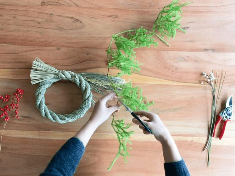 クラフトバンド手芸講座でお正月飾りリース作り : 竜王町公民館のブログ