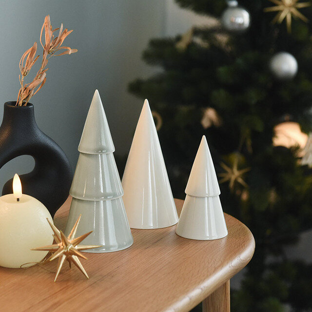 ツリー オブジェ セラミック Mサイズ 約 W 10cm D 10cm H 21cm クリスマスツリー クリスマスツリーオブジェ クリスマスグッズ 置き物置物 陶磁器 磁器 デコレーション インテリア小物 ハンドメイド モダン スタイリッシュ おしゃれ 北欧 雑貨 インテリア アジアン34630