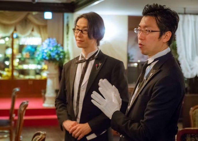 執事喫茶で働いてみたい！ 仕事内容や大変なこと、やりがいや向いている人などを聞いてみました│ タウンワークマガジン