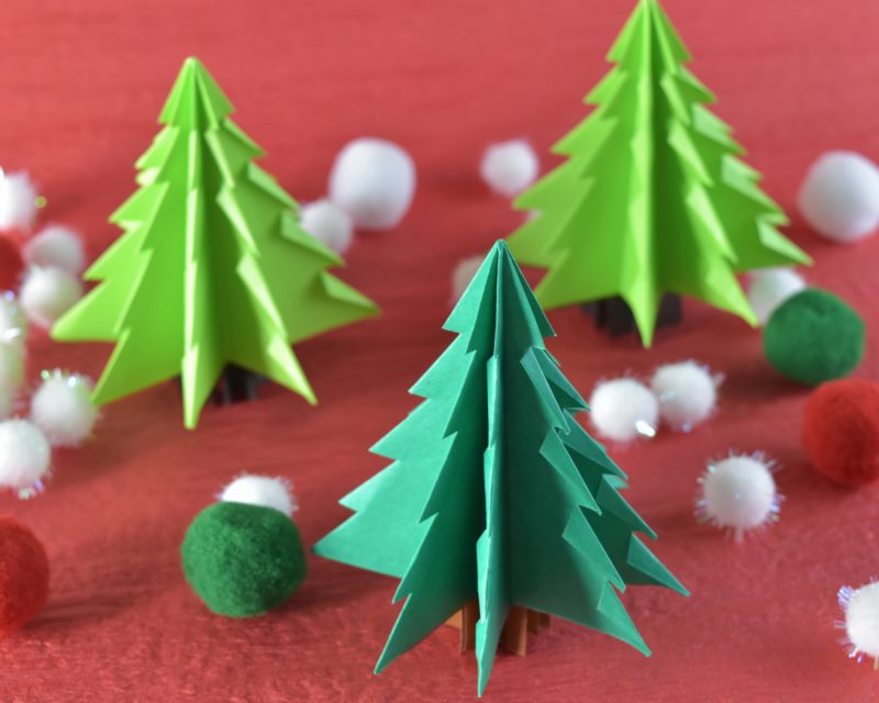 自分で作る立体ツリー〜飾り付けが楽しいクリスマスの製作遊び〜保育と遊びのプラットフォーム ほいくる