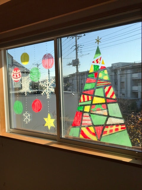 ショーウィンドウ クリスマスツリー 店先の写真素材1141216- PIXTA