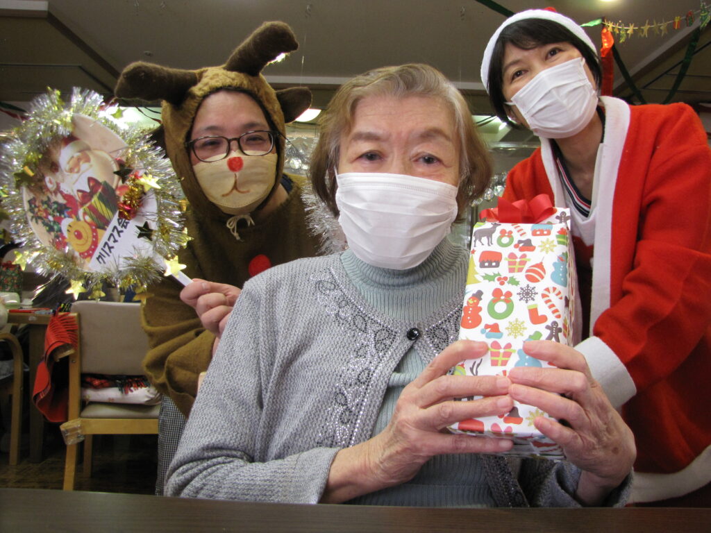 クリスマス会横浜の特別養護老人ホーム、デイサービス等運営は社会福祉法人愛光会