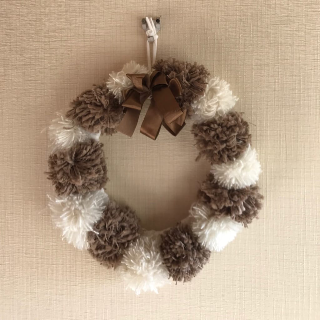 100均DIY 毛糸ポンポンツリーの作り方