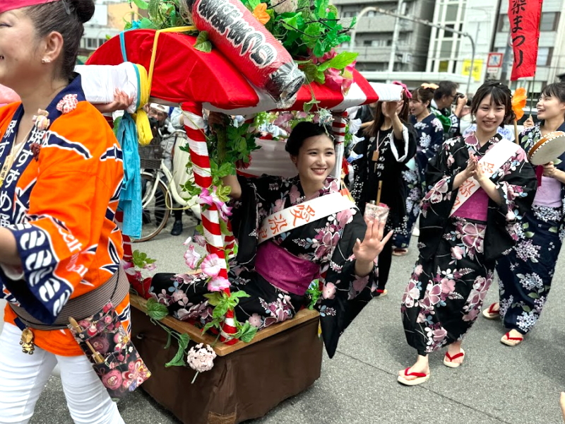 四天王寺で「盆踊り大会」開催へ 河内家菊水丸さんが聖徳太子の河内音頭 - あべの経済新聞