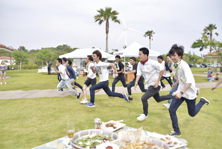 120％盛り上がる☆フェスウェディングの演出＆アイデア一挙紹介 - 1.5次会や会費制結婚式、記念日づくりはNEO FLAG