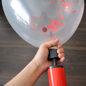 簡単なバルーンの作り方！セリアのアイテム活用法