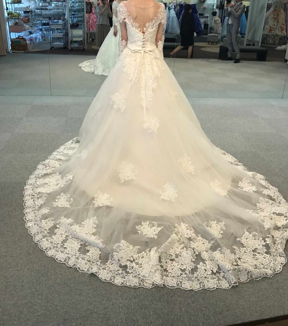 2022年版 ロングスリーブのウェディングドレストレンド4選＆結婚式おすすめの着こなし方！トキハナmagazine