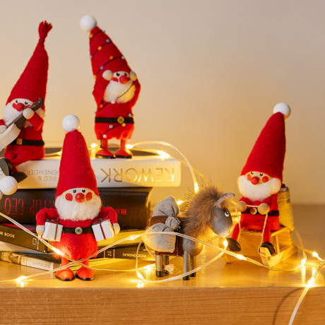 クリスマスの豆知識！サンタのソリを引く名脇役、トナカイについてクリスマス大好き