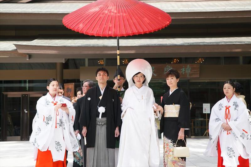 厳かで心に残る「神前式」。それぞれの儀式の意味と流れを解説ゼクシィ