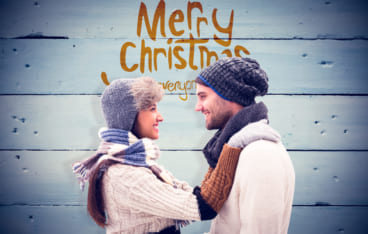 クリスマスプレゼント交換をするカップルのイラストかわいいフリー素材集 いらすとや