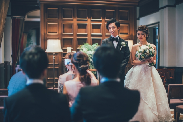 大人の結婚式マナー講座 初めて参列するゲスト向け - IKINAイキナ