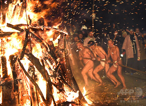 荒神輿! 大和田氷川神社 はだか神輿 w ﾟﾛﾟ w - NPO法人 日本お祭り推進協会リアルジャパン'オン