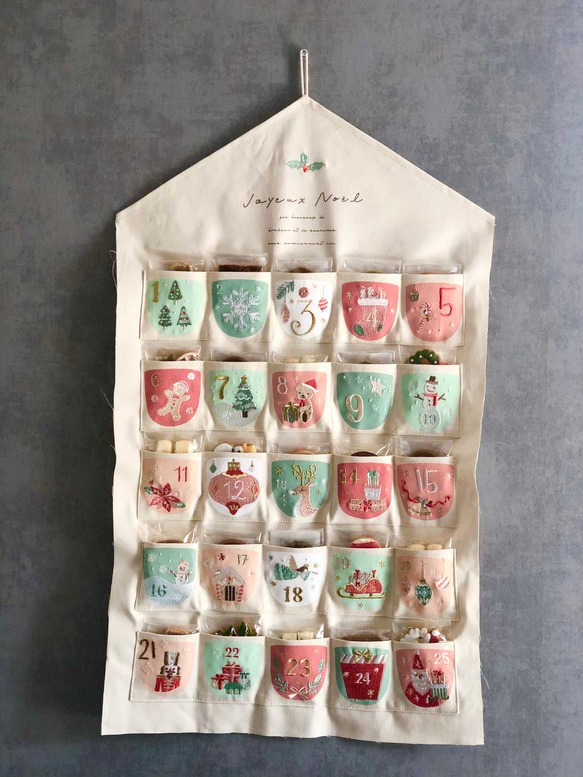 アドベントカレンダーを100均グッズで手作り!中身お菓子以外のアイデア例まとめ - 100均✖Sweetsレシピ‼