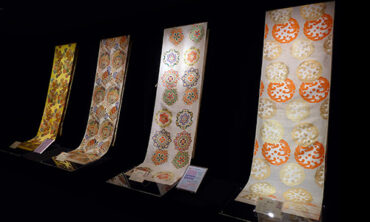 雪輪の総柄のゴージャスな存在感 - きもの英 きものはなぶさ