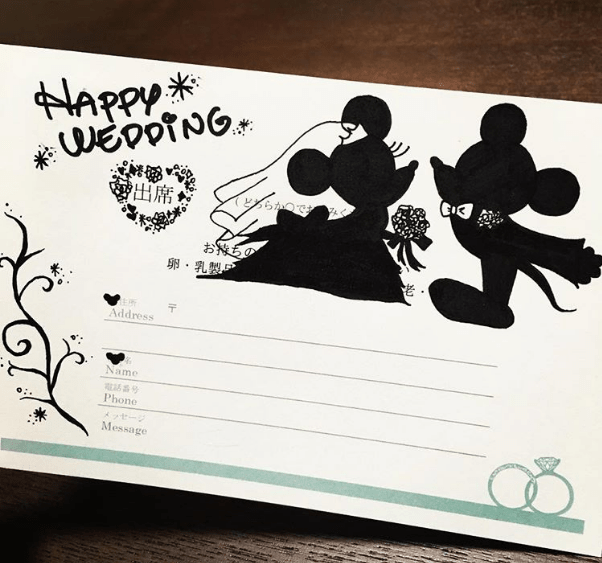 すごーく自己満ですが、、、 小学生の時から仲の良い心友から 結婚式の招待状届いたので 昔飼っていた犬の名前がプーさんでよく2人で散歩に行ったりしてたので くまのプーさん🧸を描いてみました❤️ 喜んでくれるといいなぁ、、、 いつぶりだろう、、色鉛筆を握ったのは