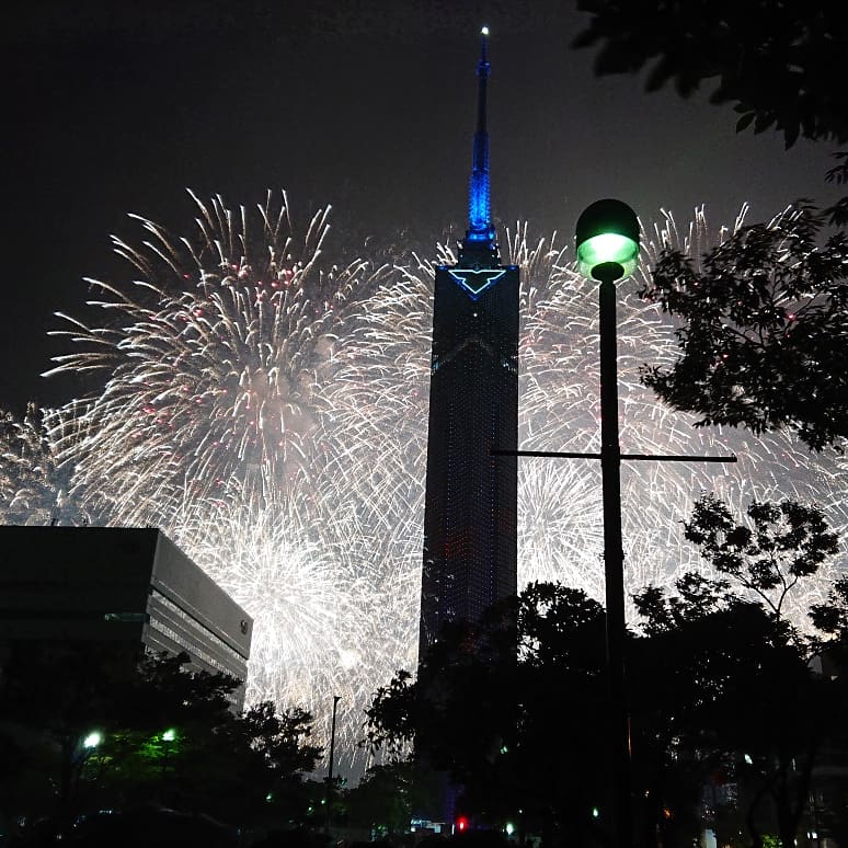 シーサイドももち花火ファンタジアFUKUOKA 2018日本橋丸玉屋花火ももち福岡百道浜fireworksnihonbashimarutamayatokyojapanhanabiartfukuoka