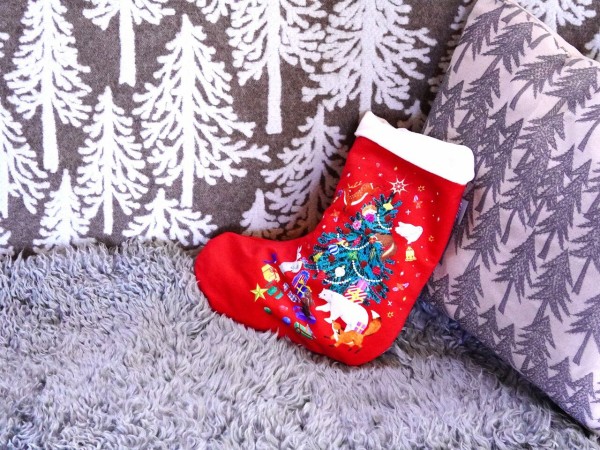 カルディ お値段以上がぎっしり詰まって超おトク！大人も子どもも楽しめる「クリスマスソックス」をレポ あかし- エキスパート - Yahoo!ニュース