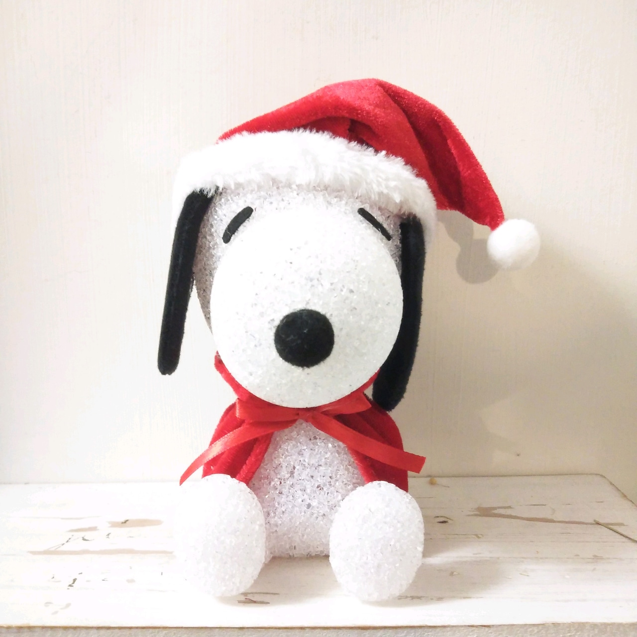 スヌーピーの壁掛けクリスマスツリーが優秀！省スペースでかわいくお部屋を彩ろうキャラWalker - ウォーカープラス