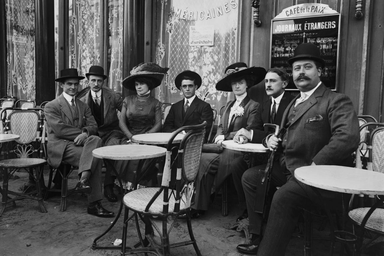 パリの舗装カフェオペラ座広場の一角パリフランス19世紀 - アーカイブ画像のベクターアート素材や画像を多数ご用意 - アーカイブ画像,イラストレーション, レトロ調 - iStock