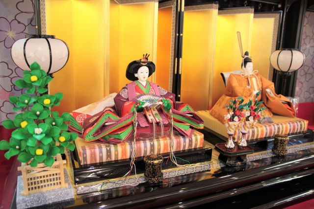 北欧風おしゃれな雛人形！木製&モダンがインテリアに馴染むと人気出産祝い・ベビー用品通販のクーナセレクト