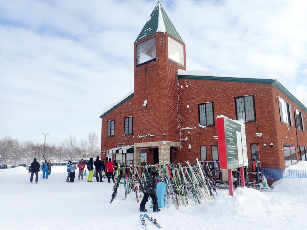 サンタプレゼントパーク マロースゲレンデの基本情報 お得なリフト券を購入するならWAmazing Snow ワメイジングスノー