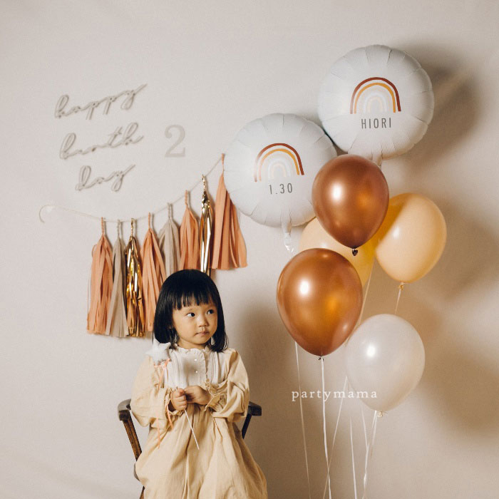 ダイソーで叶う！おしゃれで華やかな誕生日飾りおすすめ22選 バルーン・ろうそく・装飾- macaroni