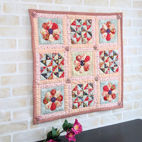 手縫いパッチワークキルト タペストリーお正月飾り 奴さん 凧