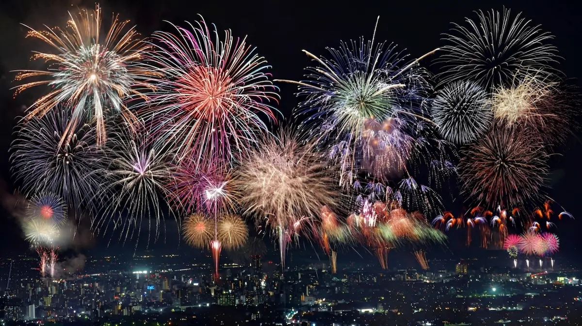 筑後川花火大会 2023年8月27日に開催！約15,000発の花火 久留米市久留米ファン