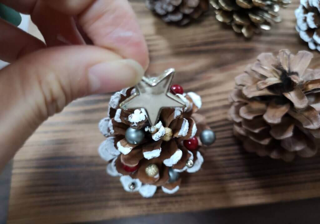 ダイソー 松ぼっくりツリーの商品を使ったおしゃれなインテリア実例RoomClip ルームクリップ