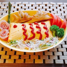 本日は、 @miiho_n さんの投稿をご紹介します✨ ⁡ そろそろ、こどもの日に向けて製作を作りはじめる先生も多いいのでは？☺️✨ ⁡ ⁡🎏こいのぼり🎏 ⁡ ⁡ ま鯉 にじみ絵 ひ鯉 のり貼り 兜金太郎 ⁡ ⁡ ⁡ 可愛くできました☺︎ ⁡ ⁡鯉のぼりこいのぼり製作製作兜