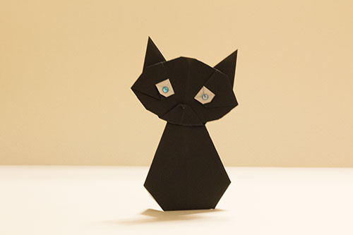 蜘蛛の立体折り紙 : プライベートサロン たまゆら庵 ：各種ワークショップ お茶・手仕事・セルフメンテナンス・フラダンス