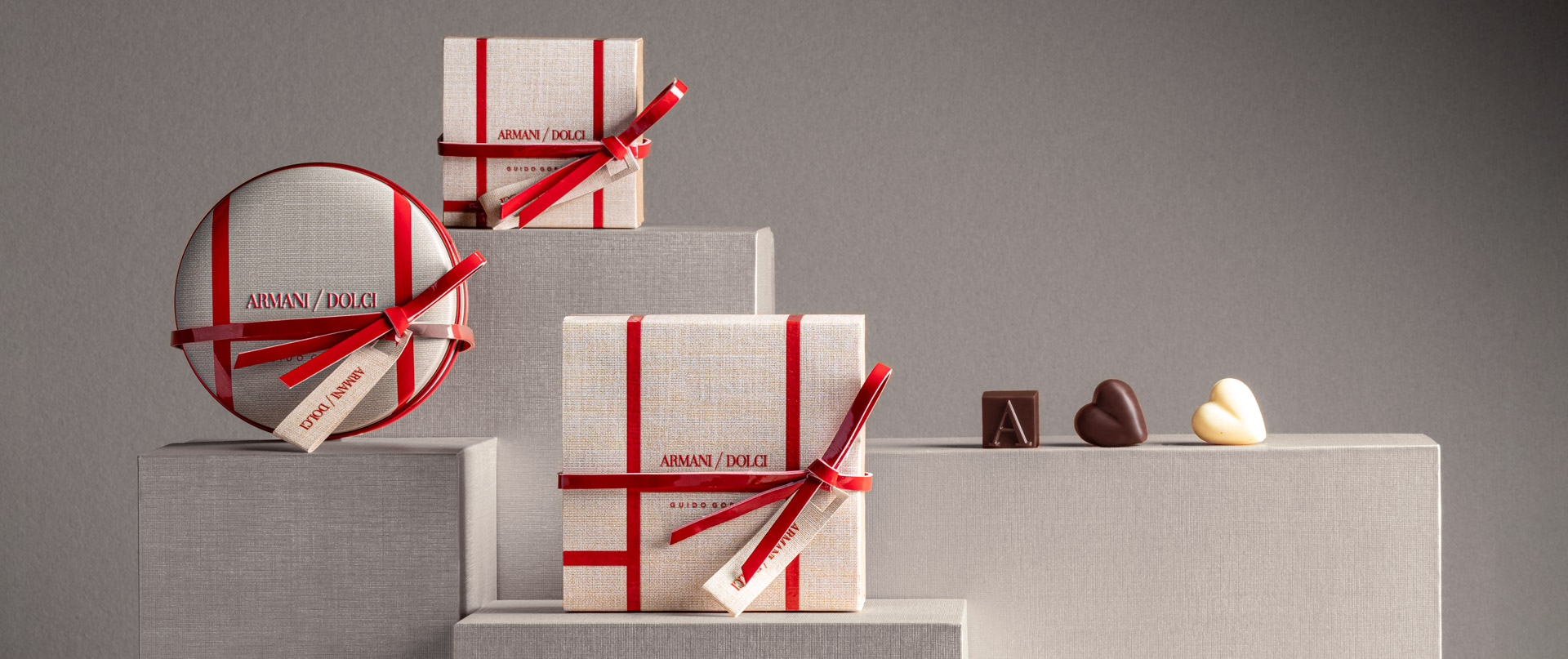 ゴンチャロフ フラワーノーズ バレンタインチョコ 2025ゴンチャロフバレンタイン フラワーノーズ×ゴンチャロフデザイン性の高いパッケージで世界中に愛されているコスメブランド「フラワーノーズ」との初めてのコラボレーション。 デザインテーマは「月光人魚