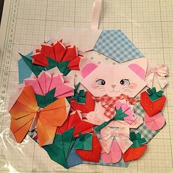 母の日 折り紙 簡単 カーネーションの花のリース Origami Carnation flower wreath折り紙 origami おりがみナイス折り紙niceno1 niceno1_origami 紹介した折り紙はYouTubeで折り方を見ることが出来ます。プロフィールにリンクがあります You can see how to fold