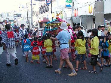 鎌ケ谷市 20回目を迎える、鎌ケ谷駅前夏祭りでは、やぐらを囲んで大人も子どもも盆踊りを楽しめます。号外NET ピックアップ！千葉