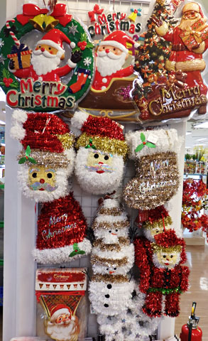 Super easy! Make Christmas ornaments using Daiso's clear ballsFactoryManagerDIY - YouTube