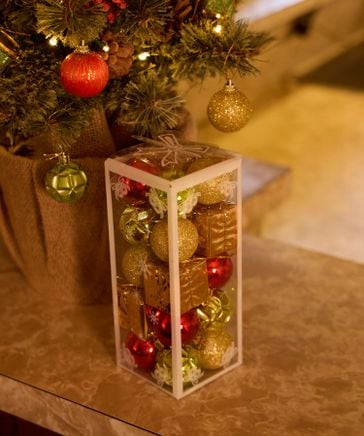 トゥインクルの魔法を、よーじやから。美容液や、大人気トワレの限定サイズが入ったクリスマスコフレ2種を販売。スキンケアセットが入るツイード生地の限定バニティポーチも株式会社よーじやのプレスリリース