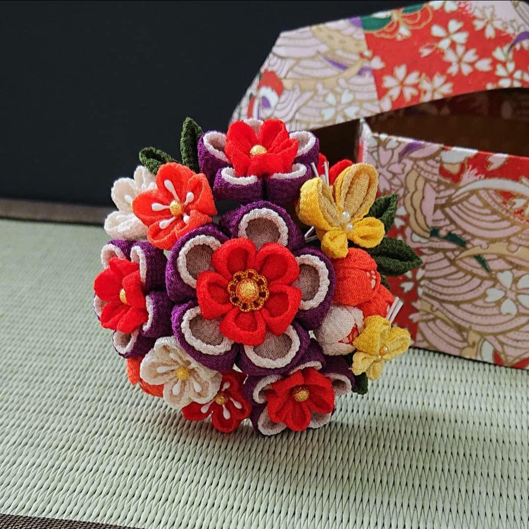 つまみ細工娘の成人式の髪飾り手作り 初心者でも作れたよ！Nuinui 暮らしとハンドメイド