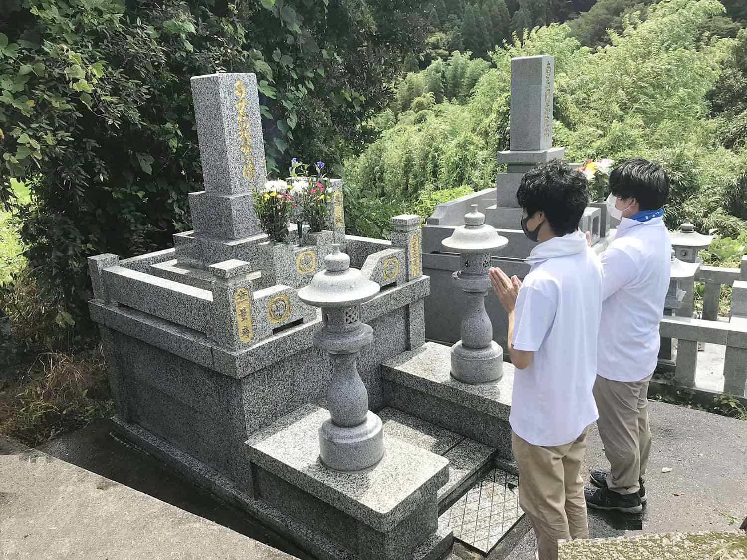 お墓参りの基本とは？行ってはいけない日はある？時期や作法を解説お仏壇のはせがわ 公式