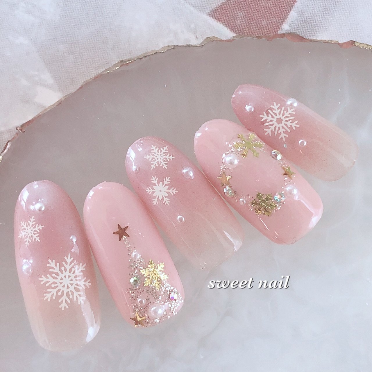 冬 クリスマス ジェルネイル ネイルチップ - 玉村絵里のネイルデザイン No.5870871 ネイルブック