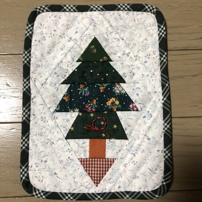 アンティークツリーミニタペストリー パッチワーク＆キルト 商品詳細パッチワーク、キルトの通販With Cotton ウィズコットン