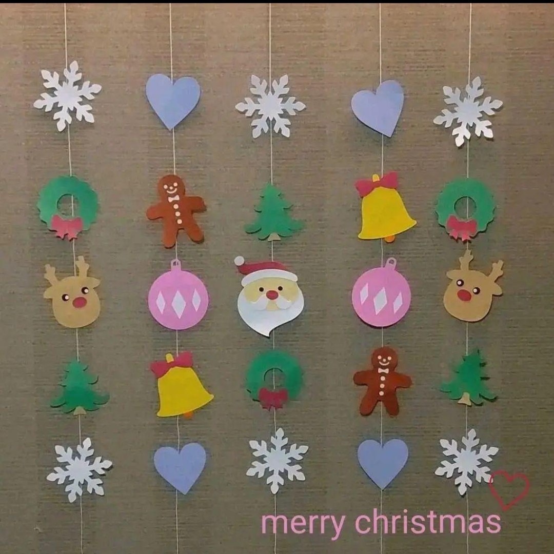 壁面飾り クリスマスの夜に トイレットペーパー芯のアイデア活用術 壁飾りに