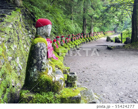 鳴虫山の並び地蔵の無料の写真素材 - ID.30028フリー素材 ぱくたそ
