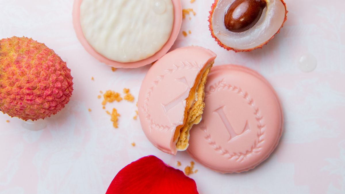 ラデュレカラーのマカロンタワー&土台クレイケーキ ウェルカムボード juju clay cake 通販 1153500Creema クリーマ