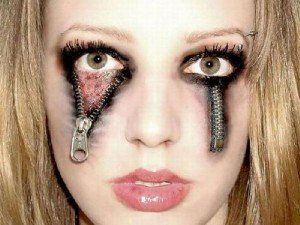 ハロウィン仮装 ゾンビメイクの女性の写真素材34259415- PIXTA