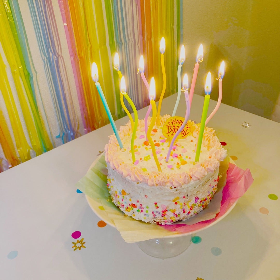 映える「誕生日の飾り付け100均グッズ」８選 プチプラでお部屋をかわいく高校生新聞オンライン高校生活と進路選択を応援するお役立ちメディア