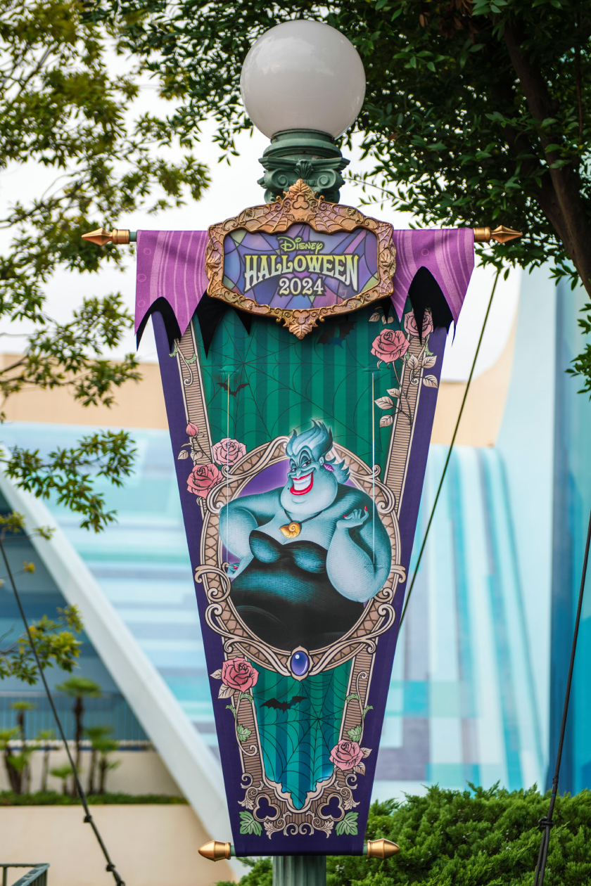 ゴーストやカボチャがお出迎え！東京ディズニーリゾートのハロウィーンシティリビングWeb